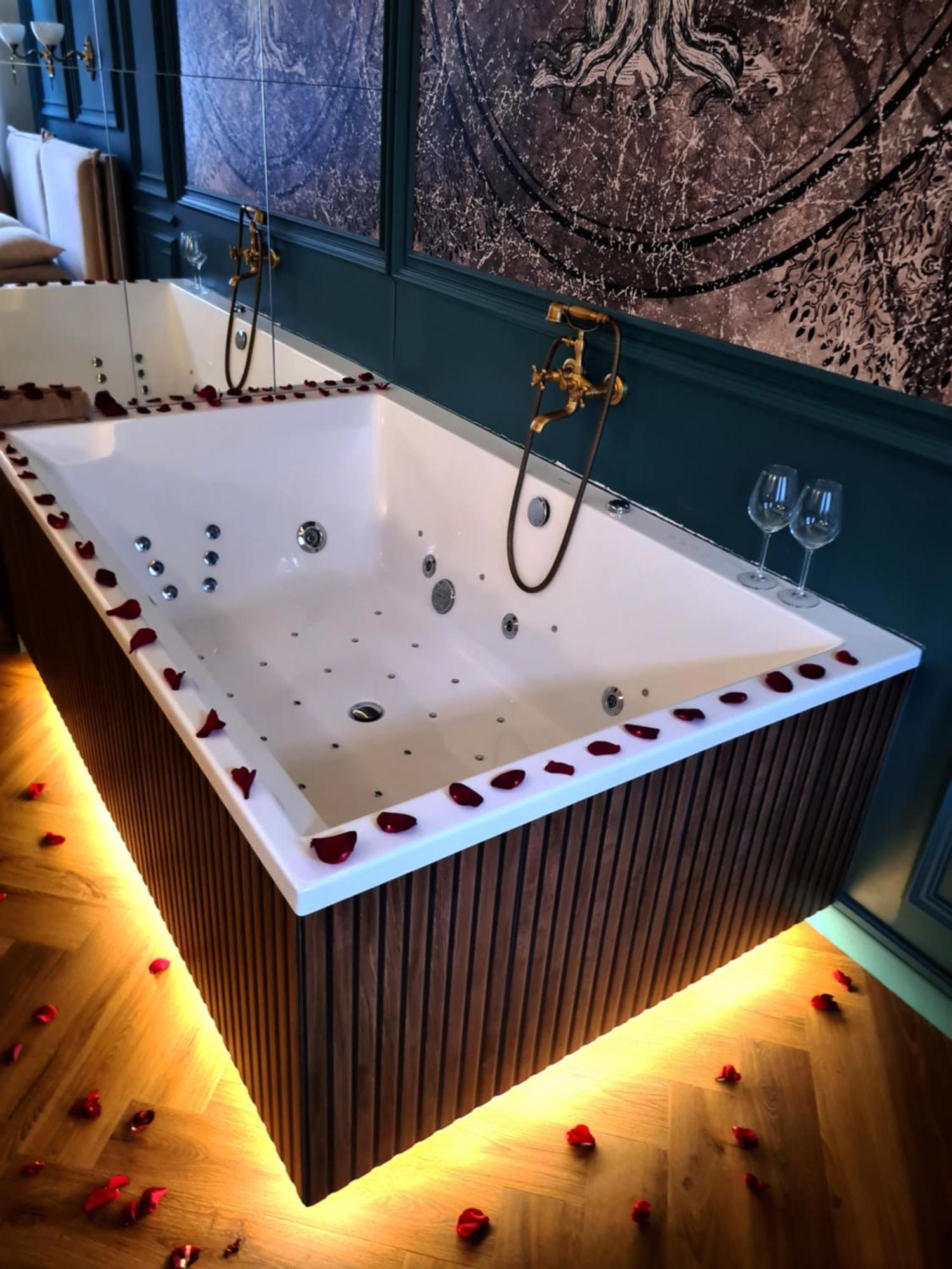 Art Jacuzzi Koletek Appartement Krakau Buitenkant foto
